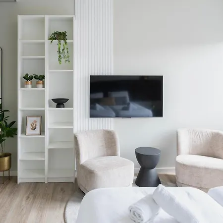 Relaxing Private W Bathroom & Wi-fi 람스동크세비어