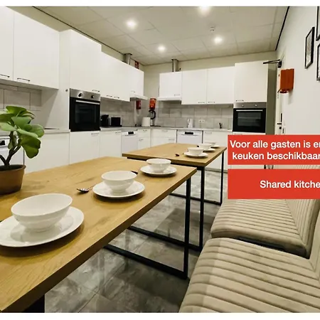 W Private Bathroom And Kitchen Access, Wifi *
