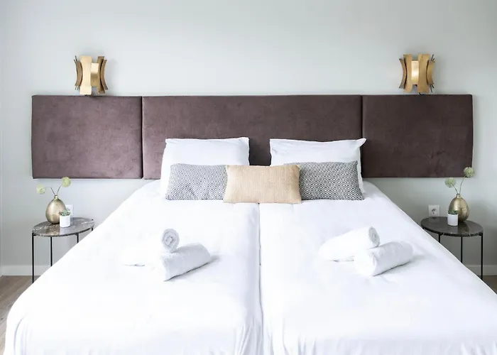 Relaxing Private W Bathroom & Wi-fi 아파트 람스동크세비어