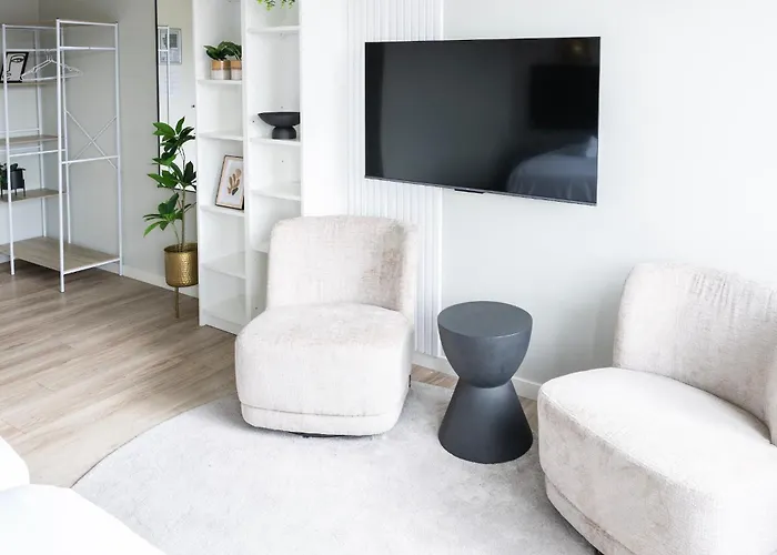 아파트 Relaxing Private W Bathroom & Wi-fi