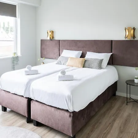 Relaxing Private W Bathroom & Wi-fi Raamsdonksveer